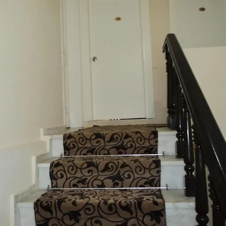 Monte マルマリス