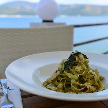 ホテル Monte マルマリス